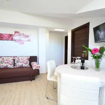 Rina.3 Apartment
