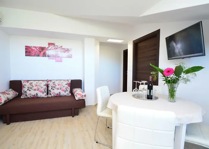 Rina-3 By Interhome Apartamento